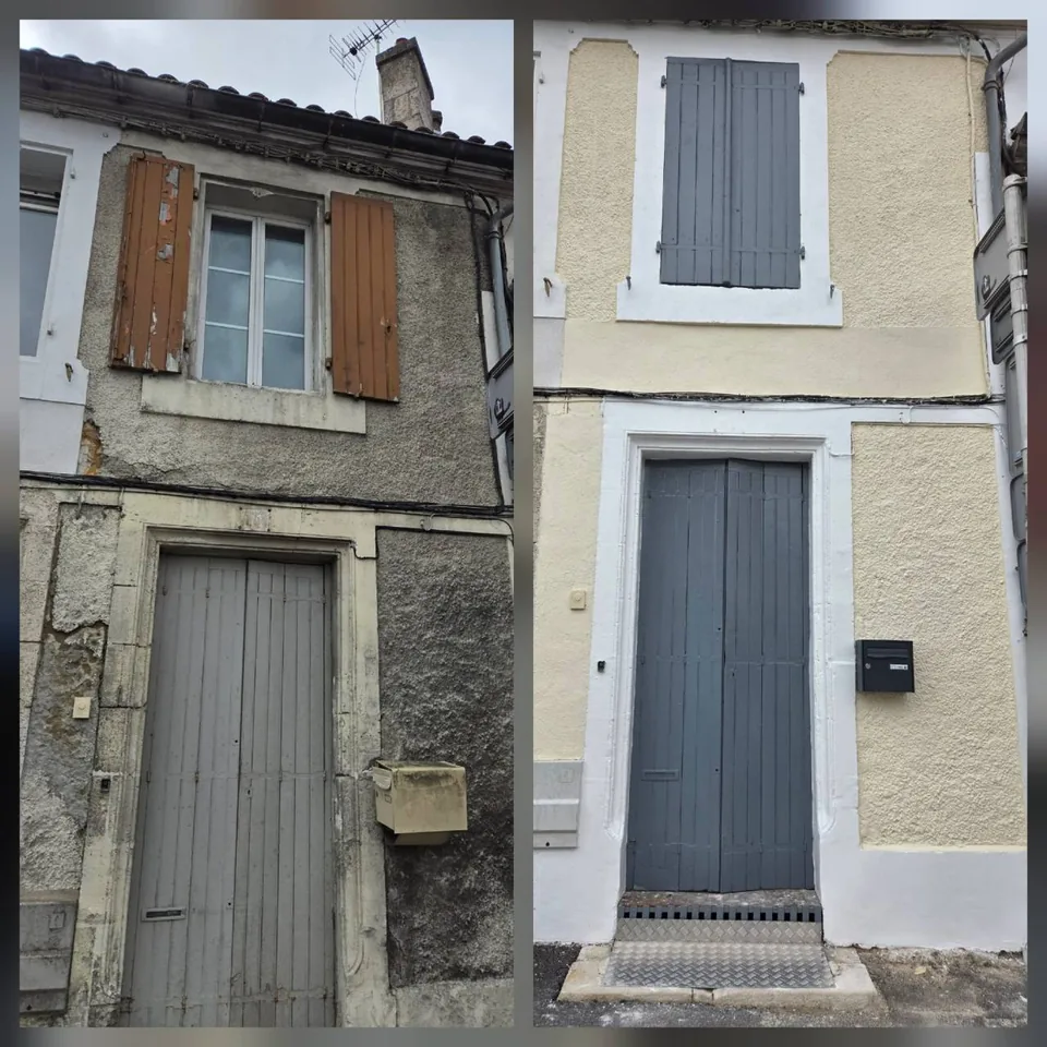 Avant-après d’une façade sur rue : mur marqué et menuiseries anciennes à gauche, façade claire, porte et volets gris à droite.
